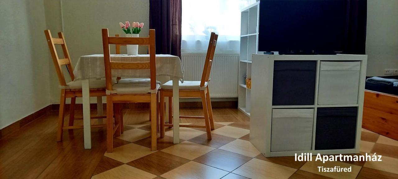 Idill Apartmanhaz B&B Tiszafüred Exteriör bild