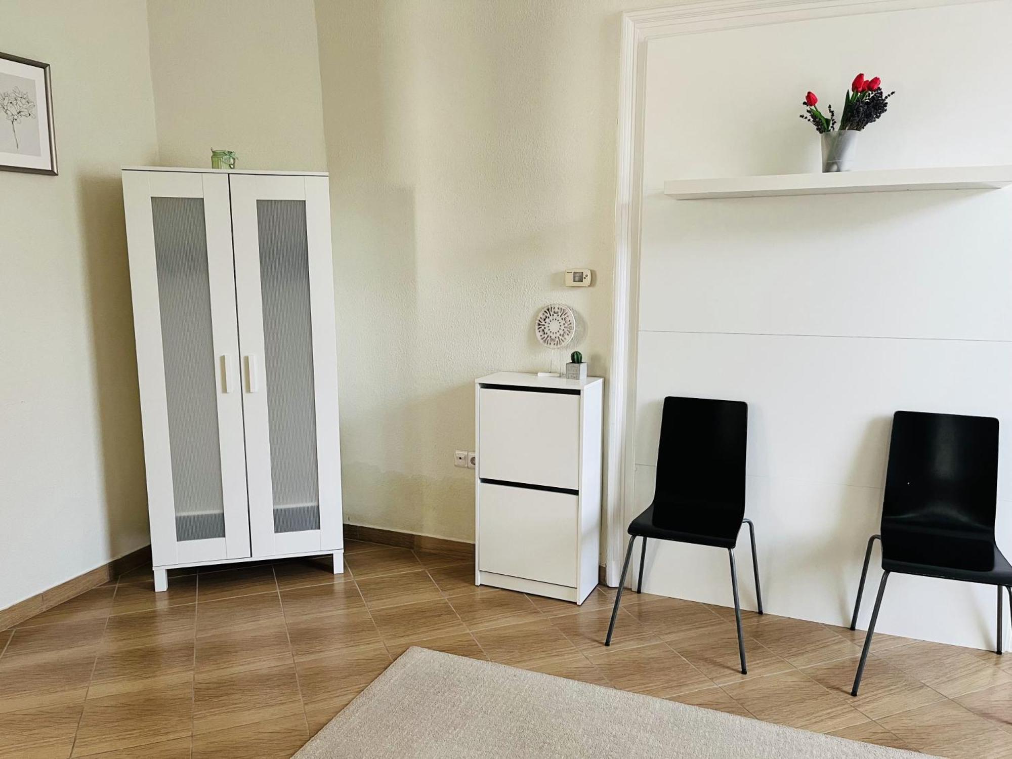 Idill Apartmanhaz B&B Tiszafüred Exteriör bild