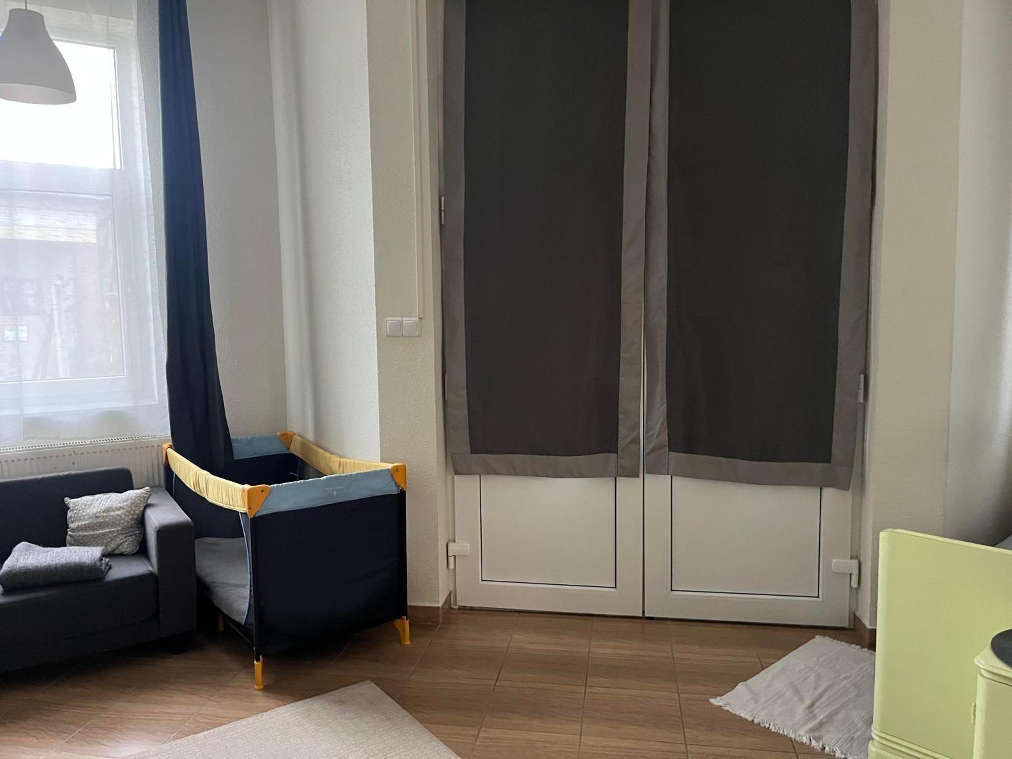 Idill Apartmanhaz B&B Tiszafüred Exteriör bild